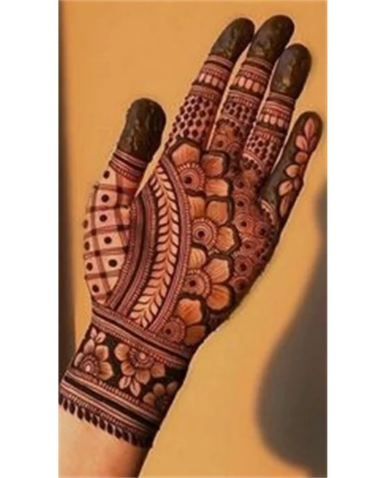 Stylish Finger Cuff Latest Mehndi Design